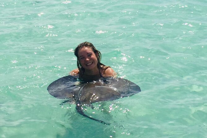 ANTIGUA FROM TOP TO BOTTOM: Stingray City, Beach, lunch & more... - Betty’s Hope and the story of slavery