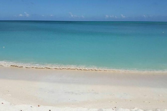 Antigua VIP Tours - Semi-Private Gold Tour - Betty’s Hope and the story of sugar