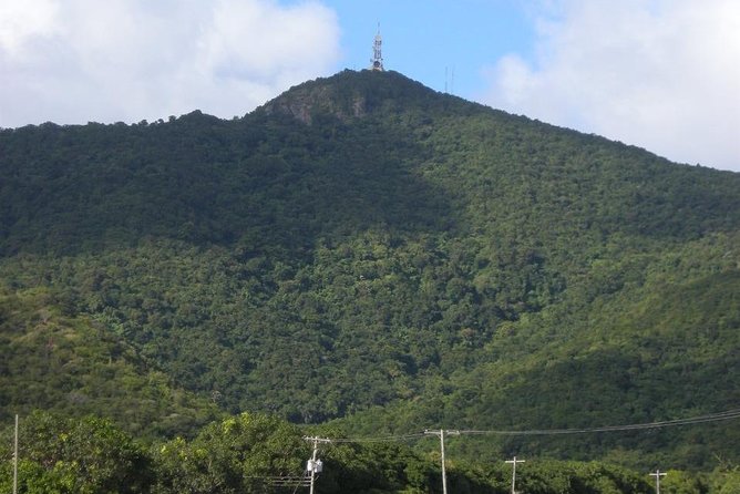 Hike Antigua Tour - Conquer the Hill - The 15 to 20 minute climb
