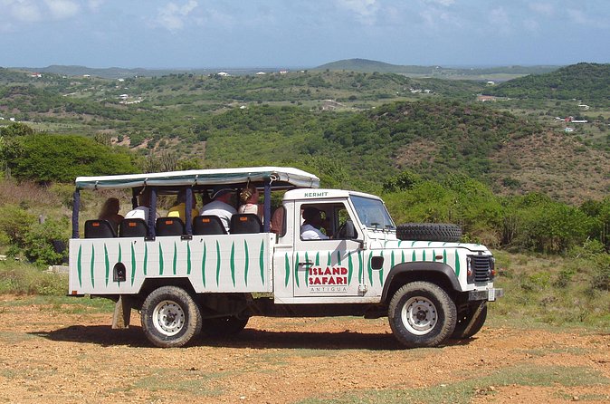 Island Safari Discovery - Local food, drinks, and the picnic lunch