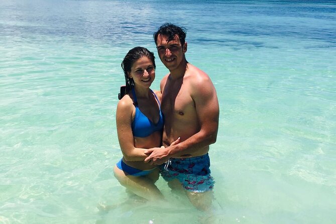 Most Beautiful Beaches of Antigua: Valley-Jolly or Fort-Dickenson - Who should book this beach outing