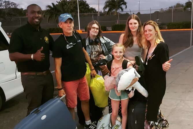 Private Airport Transfers to Antigua and Barbuda - What the private format changes