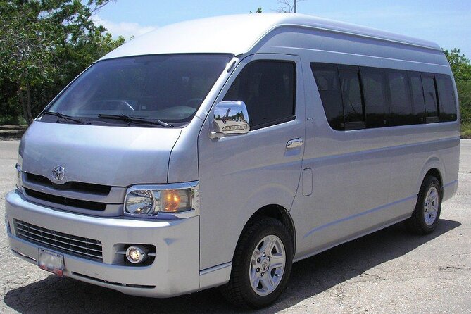 Round-Trip Transfer between Antigua Airport and Antigua Hotels - Who will get the most from this transfer?