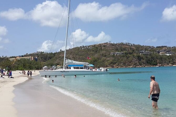 Sail and Snorkel at Cades Reef - Cades Reef and the Snorkeling Stop