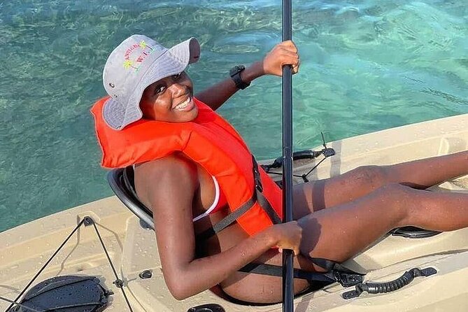Snorkeling, Kayaking and Paddle Board Activity in Antigua - Snorkeling around Turtle Beach and the wrecks