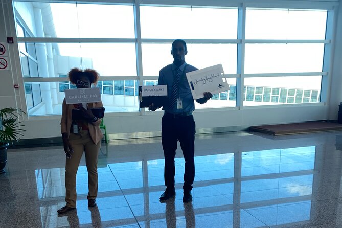 VIP Meet and Greet Fast Track on Arrival at Antigua Airport - without Transfers - The Escort Is the Main Service